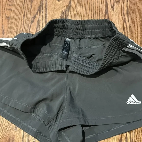 Women's XS Adidas shorts bundle EUC - Picture 11 of 14